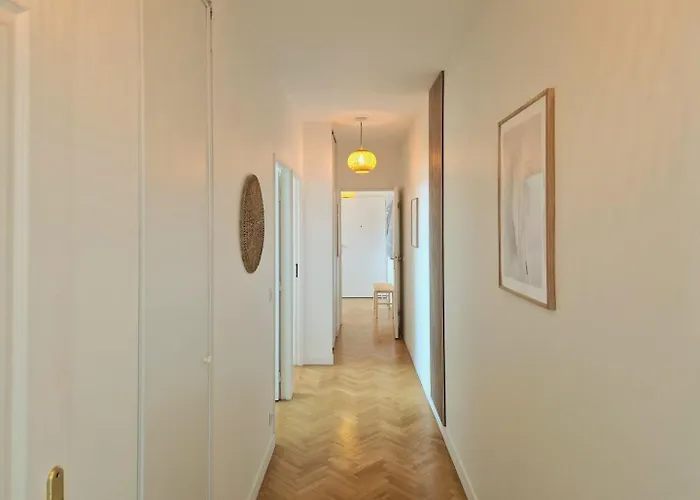 La Lanterne / F3 Chateau De * Versay