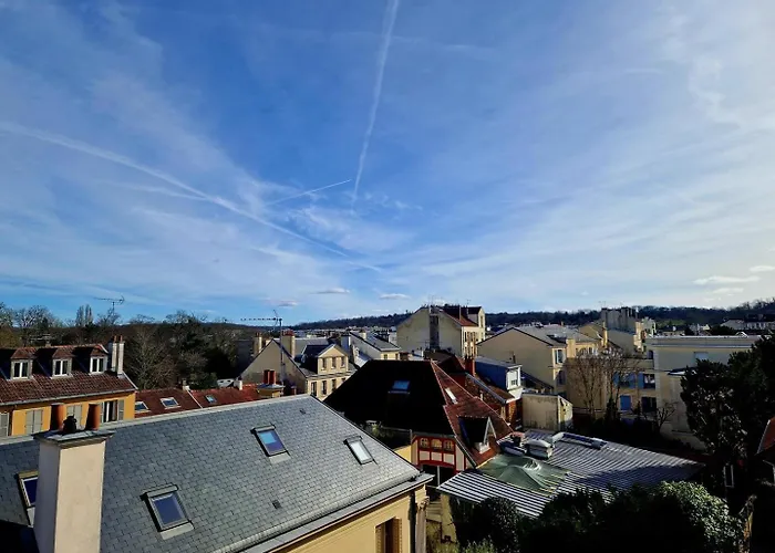 La Lanterne / F3 Chateau De Daire Versay